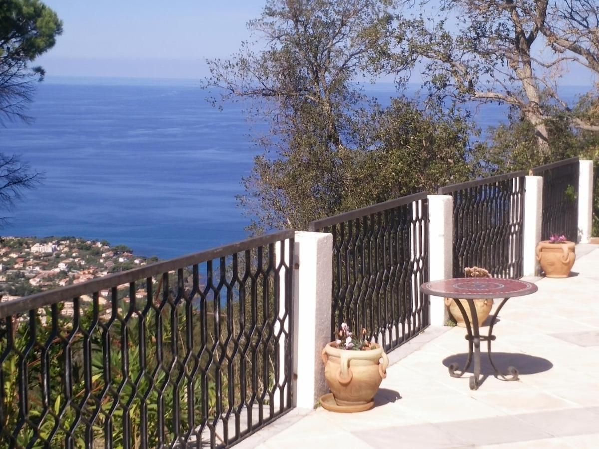 Incantevole Villa Con Vista Mozzafiato Cefalù Exterior foto